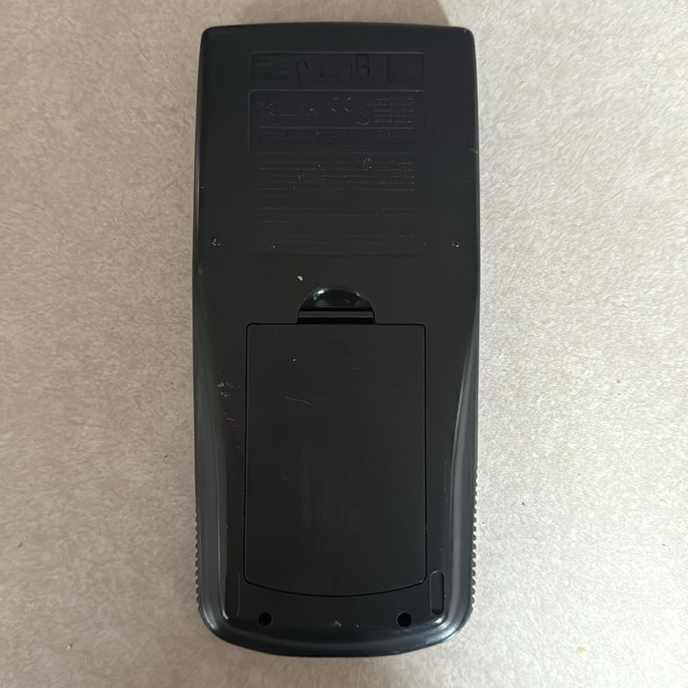 Texas Instruments TI-83 Graphing Calculator - Picture 6 of 7